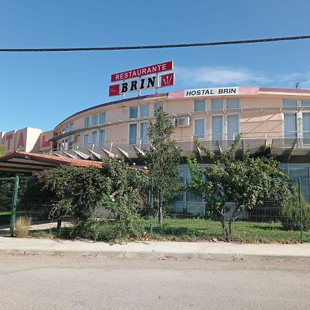 מונריאל דל קאמפו Hostal Brin מראה חיצוני תמונה