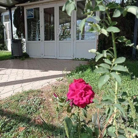 מונריאל דל קאמפו Hostal Brin מראה חיצוני תמונה